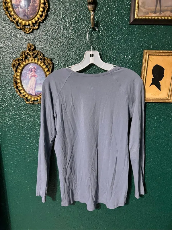 Lululemon Blue Long Sleeve Top Sz Medium - Image 2
