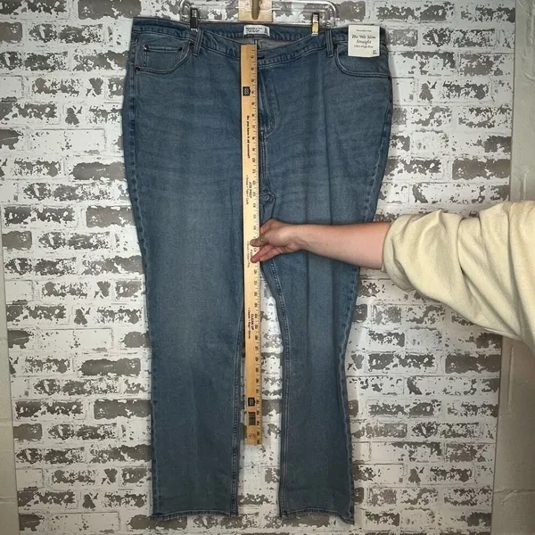 Abercrombie & fitch | women nwt denim jeans 90’s slim straight highrise - Image 7