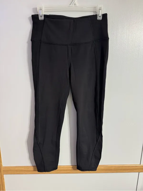 Lululemon Athletica Black High-Rise Workout Yoga Leggings Size 8 - Image 8