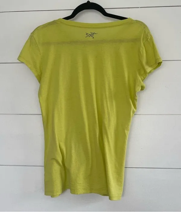 Arcteryx Green Logo Tee Shirt - Image 6