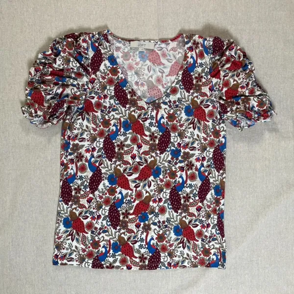 Loft | Peacock Print Puff Sleeve Top | Small - Image 3