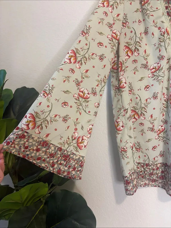 Floral V-Neck bell sleeve Peasant Tunic Top - Sage Green and Rose M - Image 5