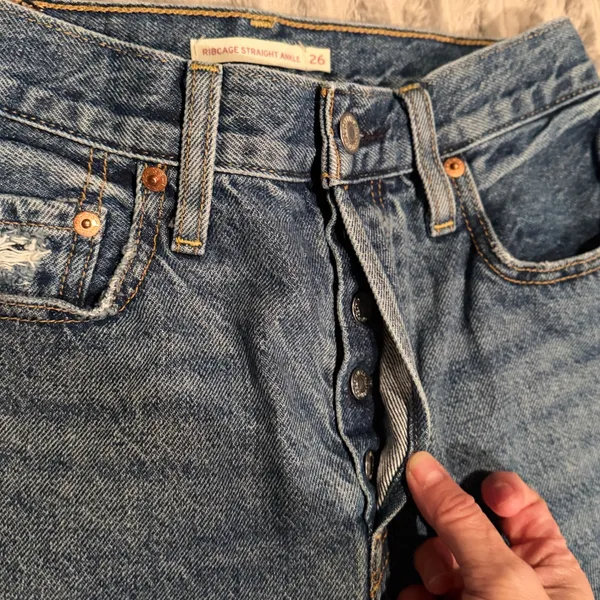 Levis Ribcage Straight Ankle Jeans‎ 26 Distressed High Rise Med Wash Button Fly - Image 4