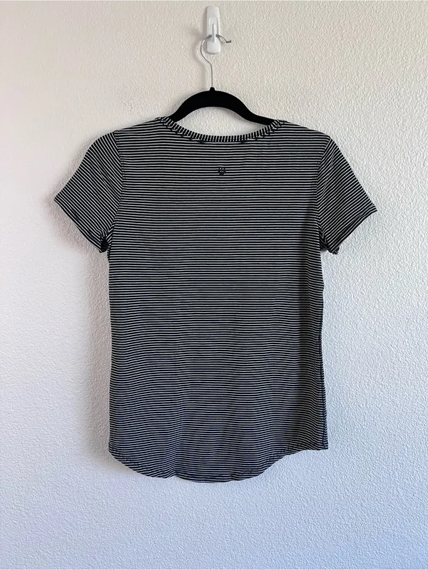 Lululemon Love Crew Short Sleeve T-Shirt Black White Small - Image 2