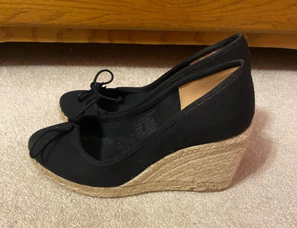 J.Crew Black Espadrille Canvas Wedges 8.5 - Image 3