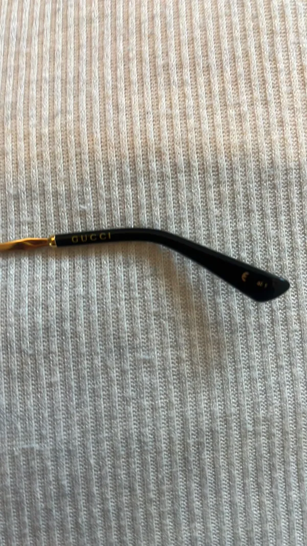 Gucci Sunglasses Oversized - Image 4