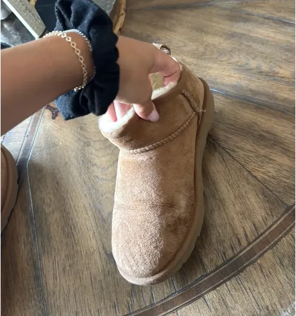 UGG Boots Women’s - Image 3