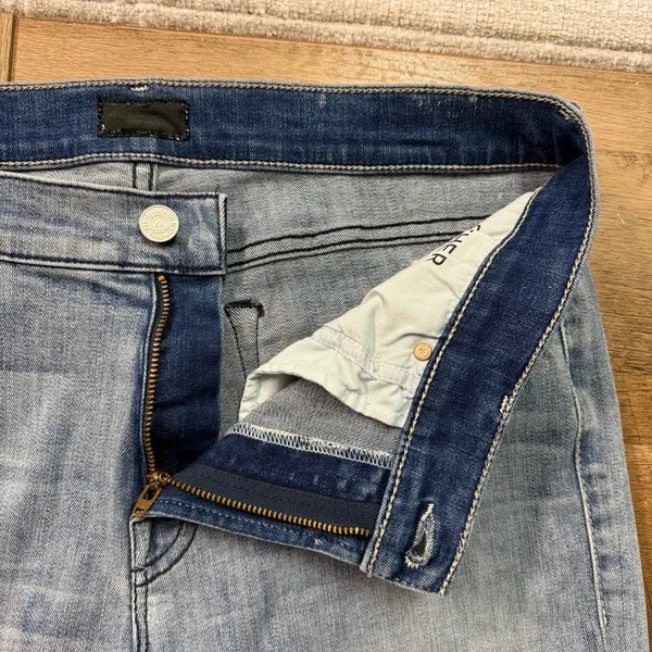 MOTHER The Dropout Jeans in Clear As Day Women’s Sz 27 Raw Hem Light Wash Cotton - Image 7