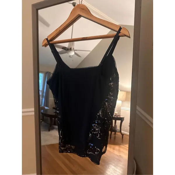 White House Black Market NWT Sequins Formal Cami Size XS/ Holiday/Cocktail/Party - Image 3