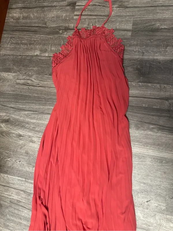 Lulus Coral Lace Halter Pleated Maxi Dress XS - Image 6