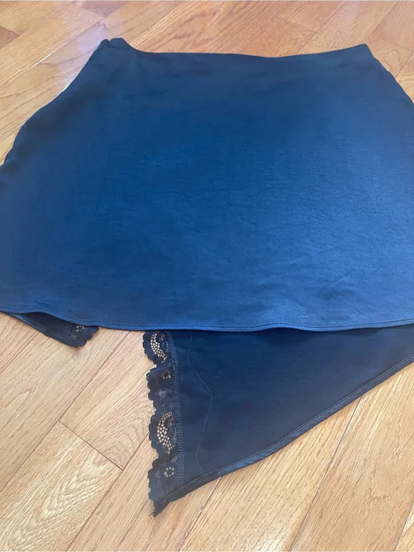 BROADWAY 38 Navy Black Satin Asymmetrical Lace Trim Mini Skirt NWT Size XL - Image 7