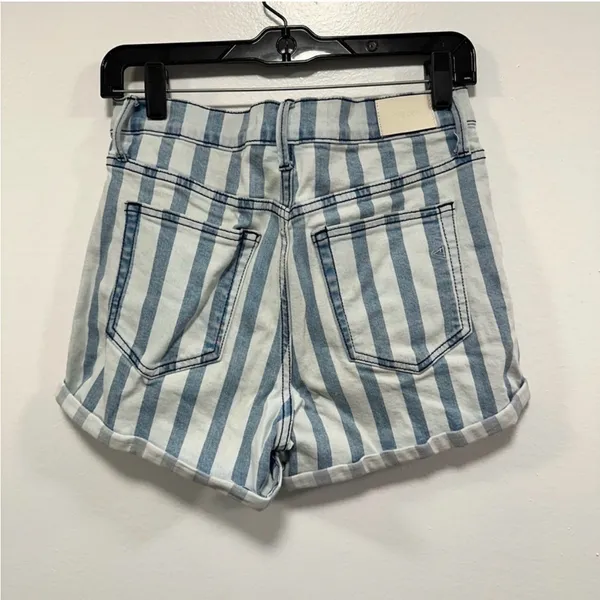 Hidden buckle brand Blue and White Striped High Waist Shorts! - Image 5