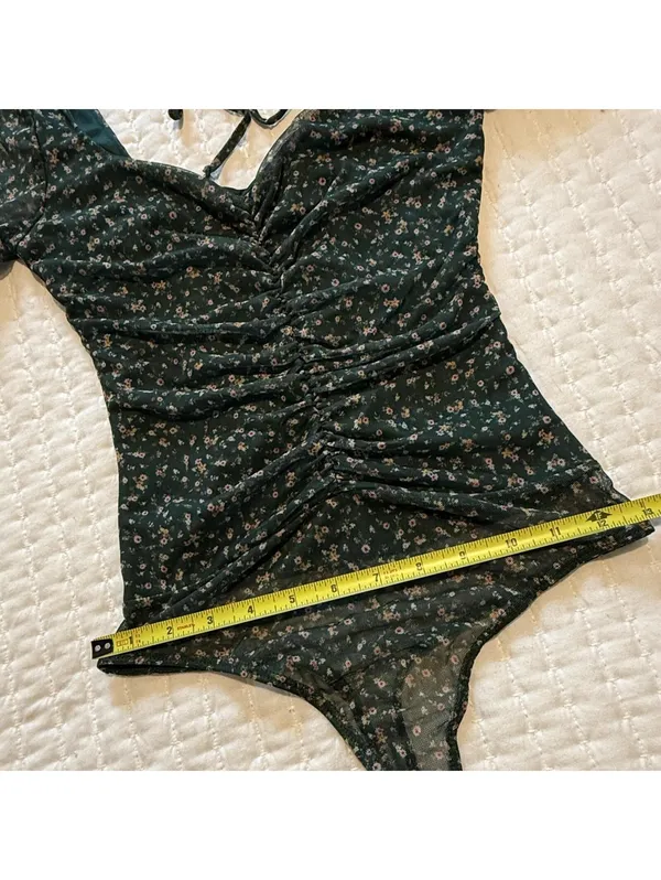 Lulus Bodysuit Long Sleeve Sz S Small Green Floral Mesh Sweetheart Neckline NWT - Image 4