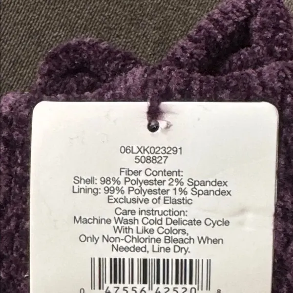 Women’s Winter Essentials Chenille Lounge Socks 1x Navy 1x Purple Size 4-10 NEW - Image 4