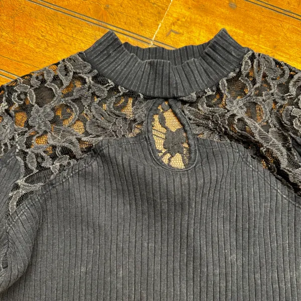 Free People Black Ribbed Lace‎ Yoke Keyhole Mock Neck Long Sleeve Top Womens - Image 2