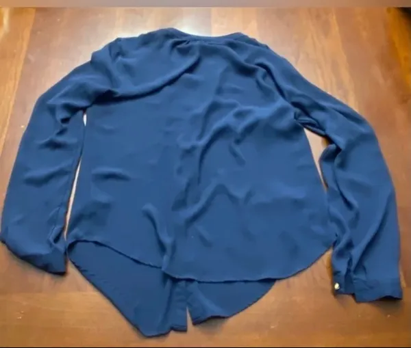 button down blouse is a junior size Large. - Image 6