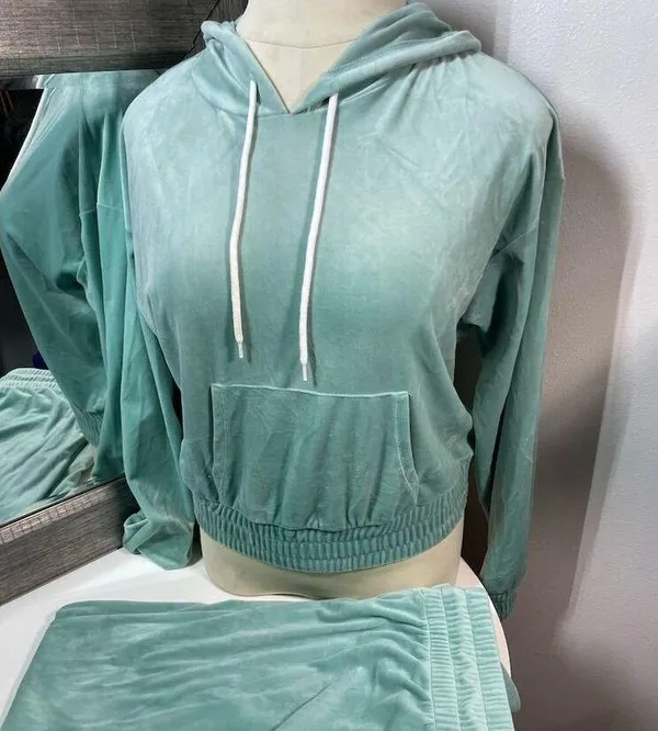 No Boundaries Juniors Velour Hoodie & Pants Set Green Casual Outfit XXL - Image 4