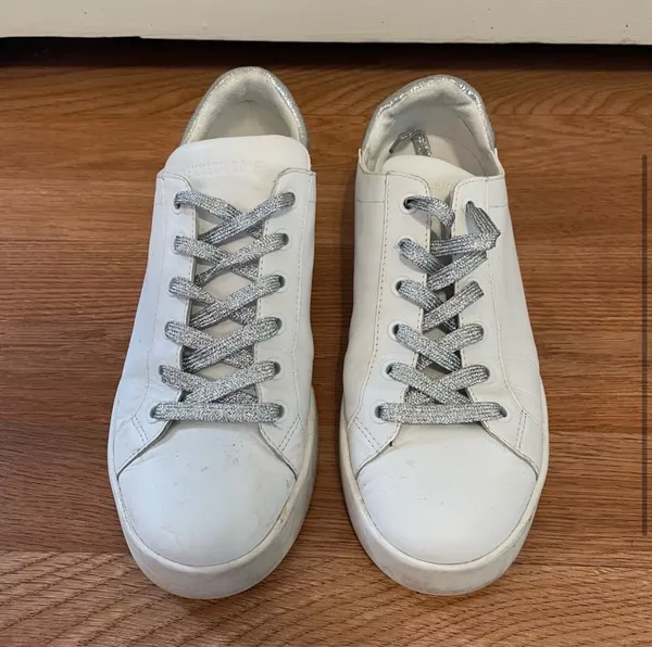 Kenneth Cole Size 8 Sneakers - Image 2