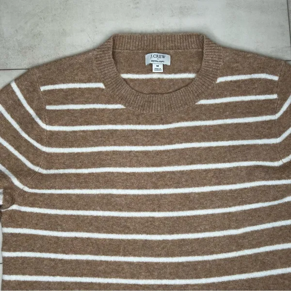 SOLD casual Striped crewneck‎ sweater in extra-soft yarn size M - Image 6