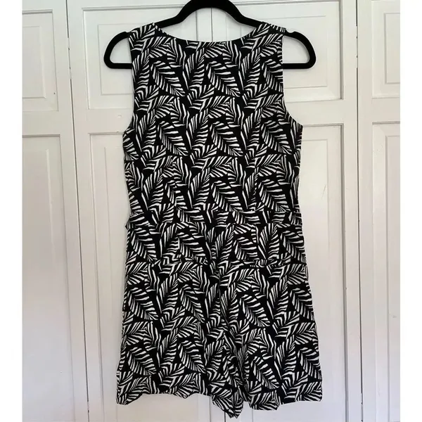 Loft tropical palm leaf black and white romper 2 - Image 8