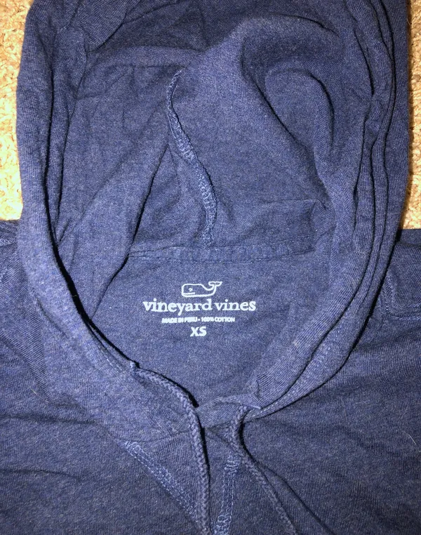 Vineyard Vines Hoodie - Image 5