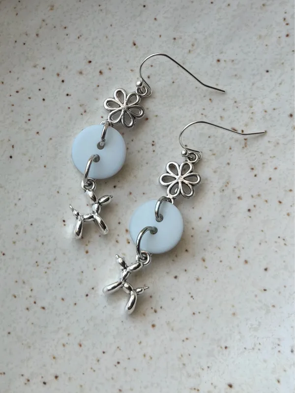 Handmade retro fairy boho funky cottage style button dangle earrings🌀🌼 - Image 3
