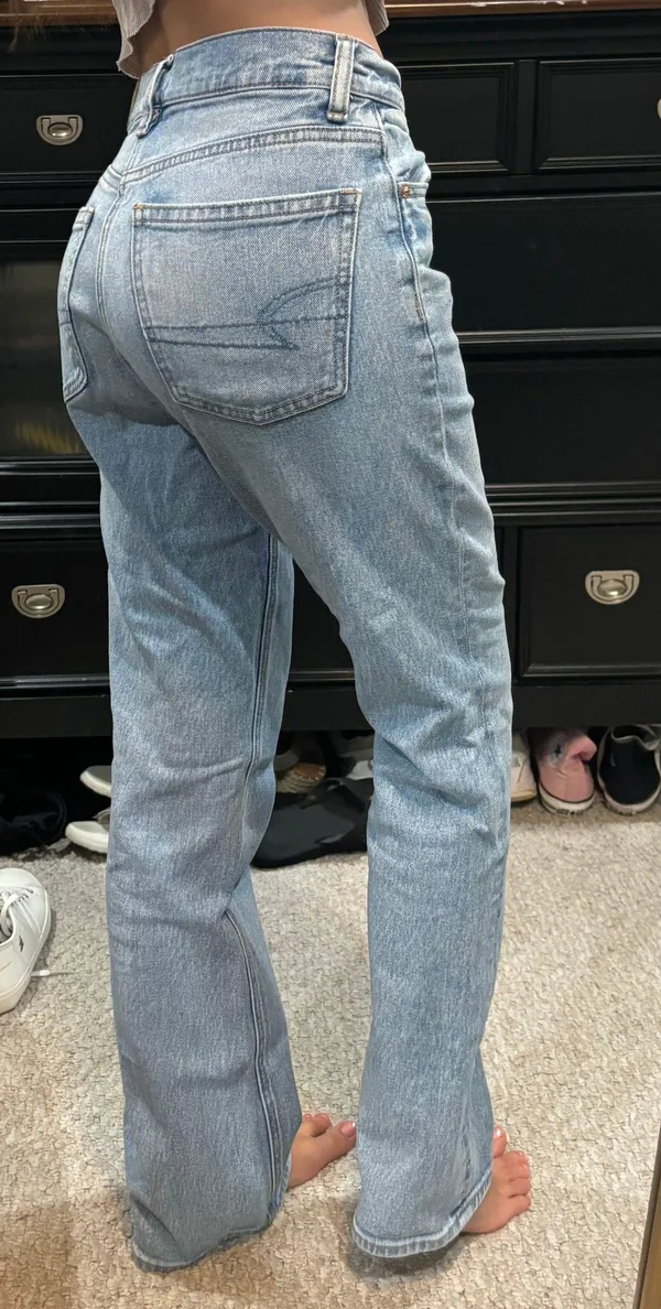 American Eagle 90s Bootcut Jeans - Image 4