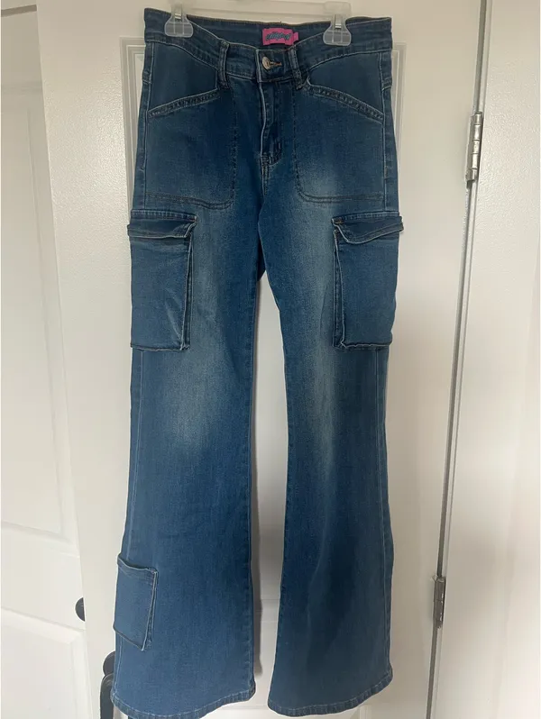 Edikted Low-Rise Cargo Jeans - Image 4