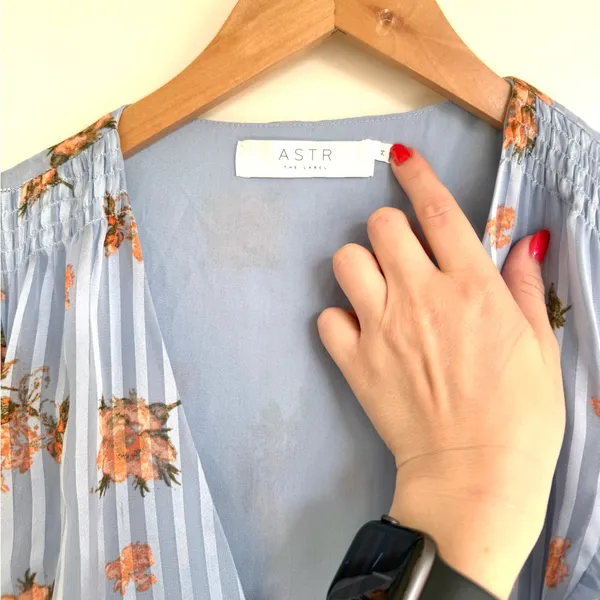 ASTR The Label Lila Light Blue Floral Print Maxi Dress M - Image 8