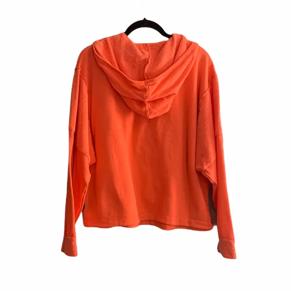 Lulus V-Neck Pullover Hoodie Sweatshirt NWT Size Small - Image 2