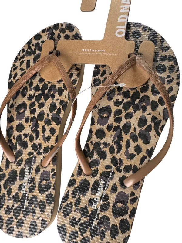 Old Navy Leopard Print Flip Flops with Brown Straps Sz 7 New With Tag - Image 2