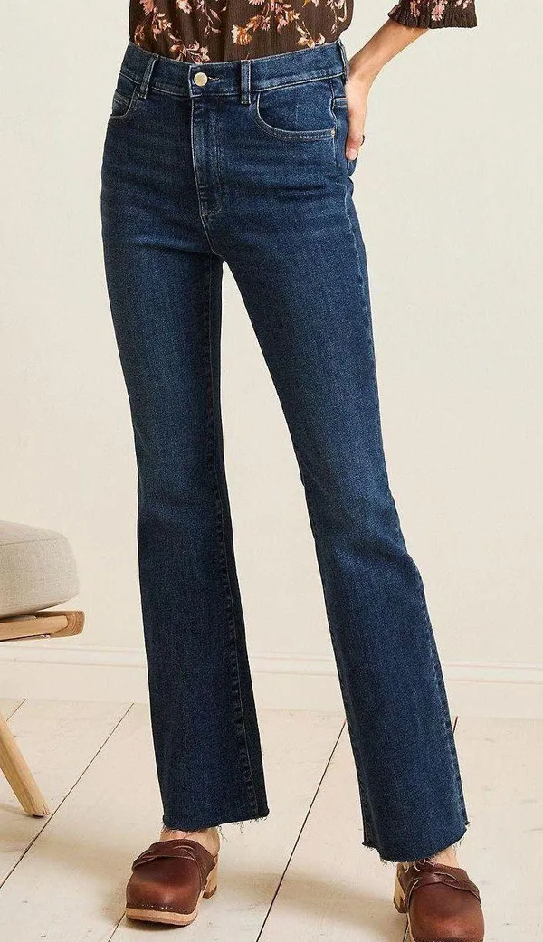 Garnet Hill 28 Bootcut Bleached Tie dye Jeans - Image 7