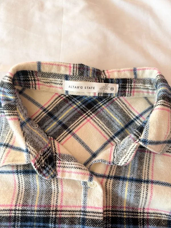 Altar’d State Oakley Flannel Button Up Blouse Size XS - Image 3