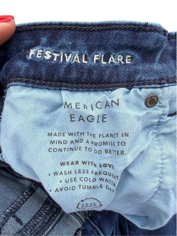 American Eagle Festival Flare Jeans 70s Boho Front Seam Slit Hem Dark Wash 8 - Image 11