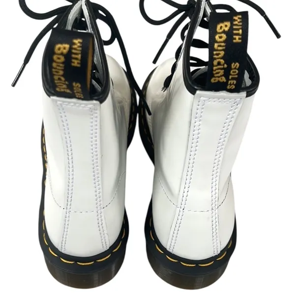 Like New Dr. Martens 1460 Smooth Leather Lace-Up Boots White Size 7 Retail $170 - Image 7