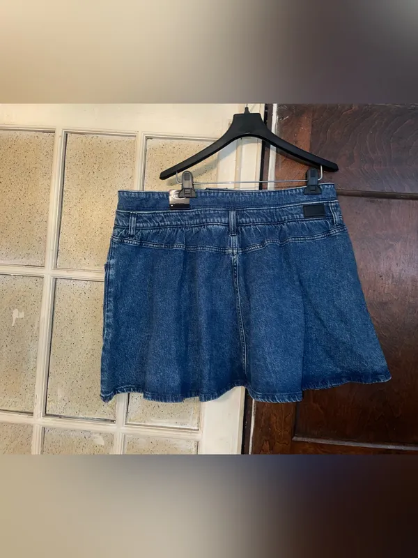 NWT Scoop Denim A-Line Mini Skirt - Size 18 - Image 2