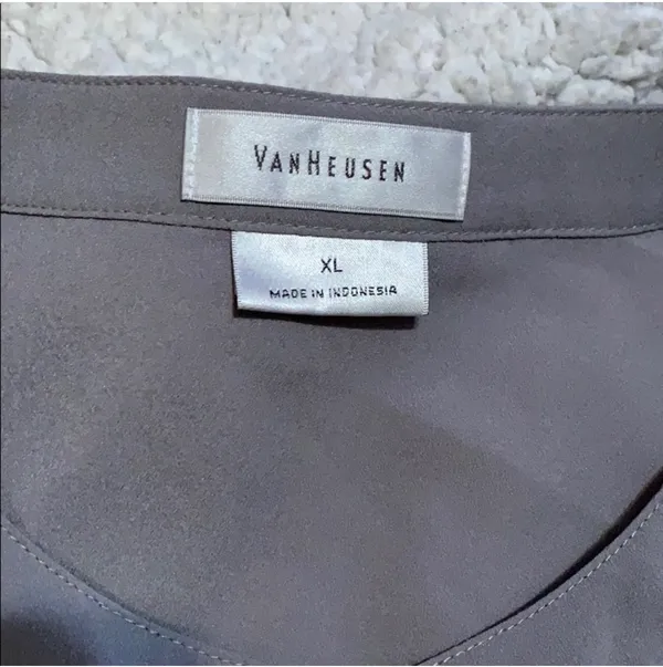 Van Heusen Blouse - Image 2