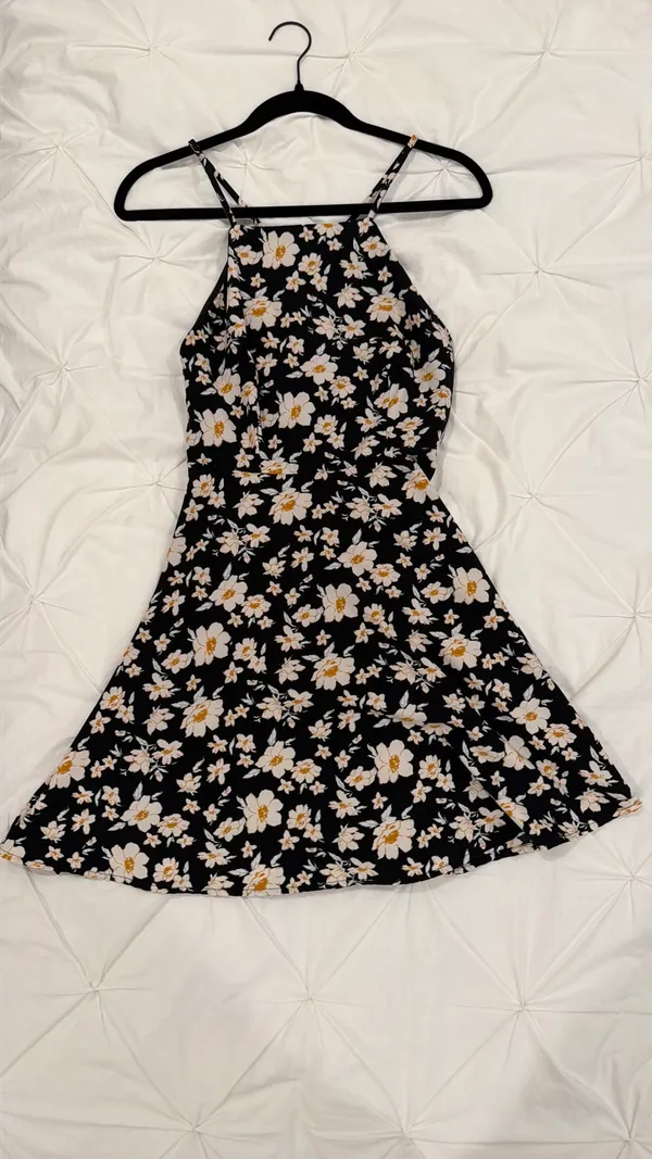 Daisy Dress Forever 21 - Image 3