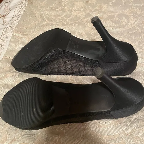 Nina Shoes Black Satin Spike heels for evening ware. Used but in very good condition. - Image 4