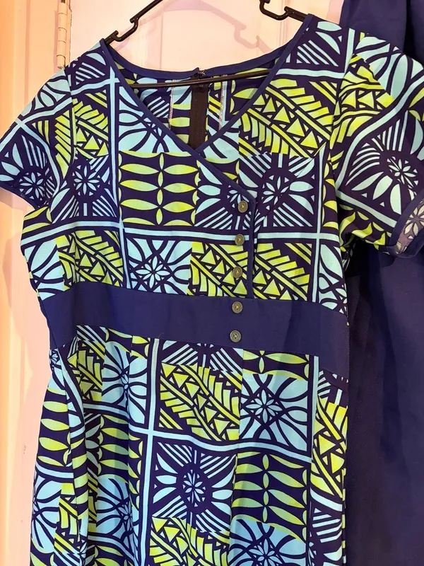 Polynesian Puletasi Blue Green for Women. Measurements in description - Image 2