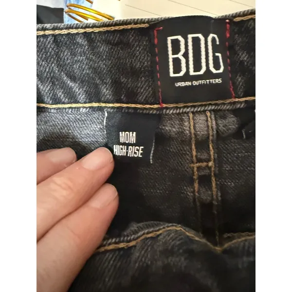 BDG Urban Outfitters Mom Shorts 25 High‎ Rise Cuffed Black Denim Festival Y2K - Image 5