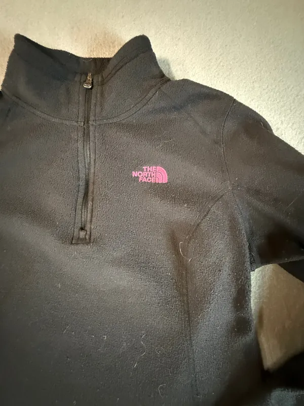 Women’s Breast Cancer The North Face Black Fleece - Image 4