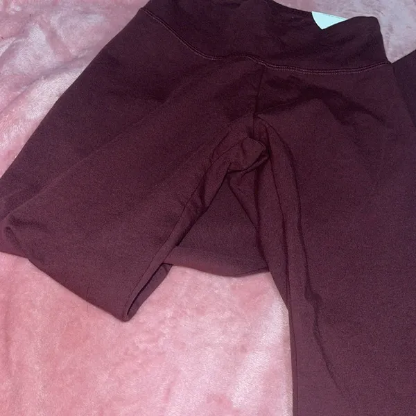 Aerie burgundy leggings - Image 2