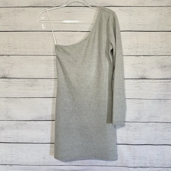 REVOLVE Superdown Mila One Shoulder Gray Dress Sweater‎ Knit Mini Bodycon Small - Image 3
