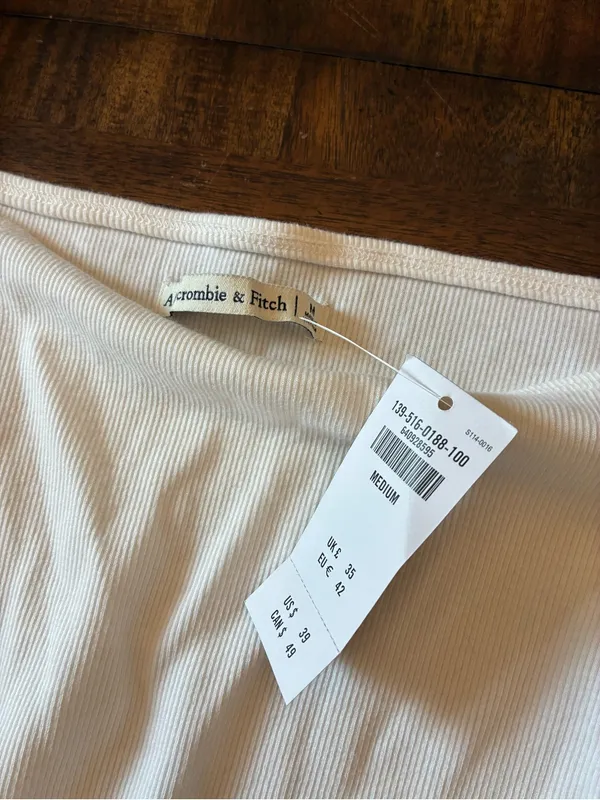 Abercrombie and Fitch Bodysuit Women’s Medium White Long Sleeve Square Neck NWT - Image 2