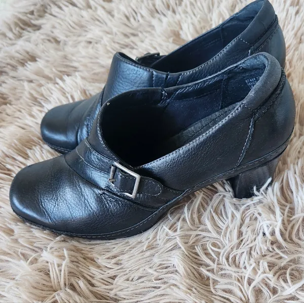 Clarks Artisan Women's Black Leather Upper Shoes Size 71/2 M - Image 6