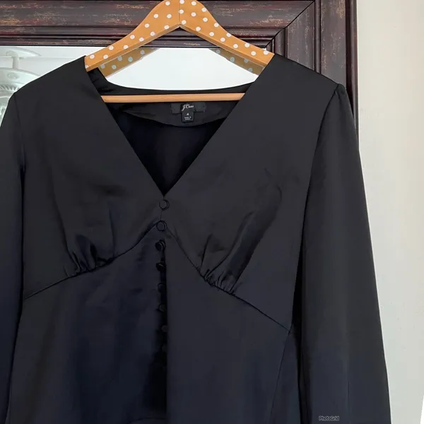 J.Crew Black Deep V-neck button-front top in satin-backed crepe Size 4 - Image 3