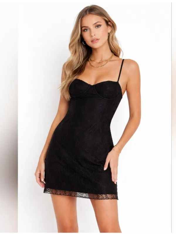 NWT WeWoreWhat Black Lace Mini Dress Sz 10 - Image 5
