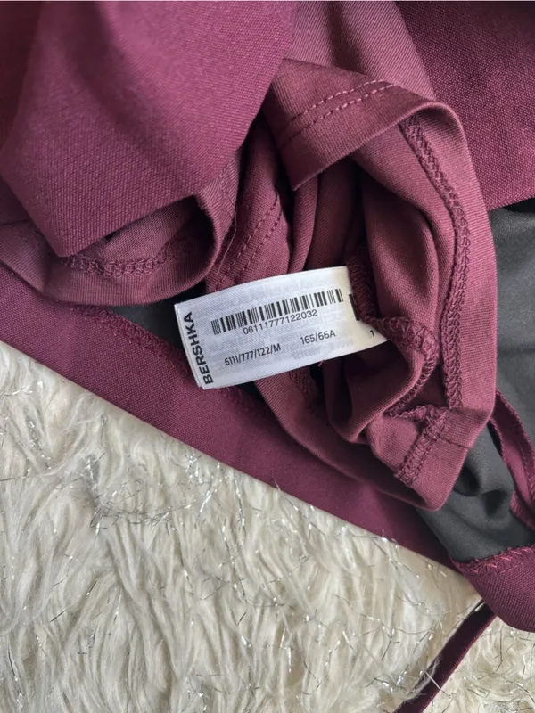Bershka Burgundy Women’s Pleated Mini Skirt/Short with Side Bow Detail‎ Size M - Image 9