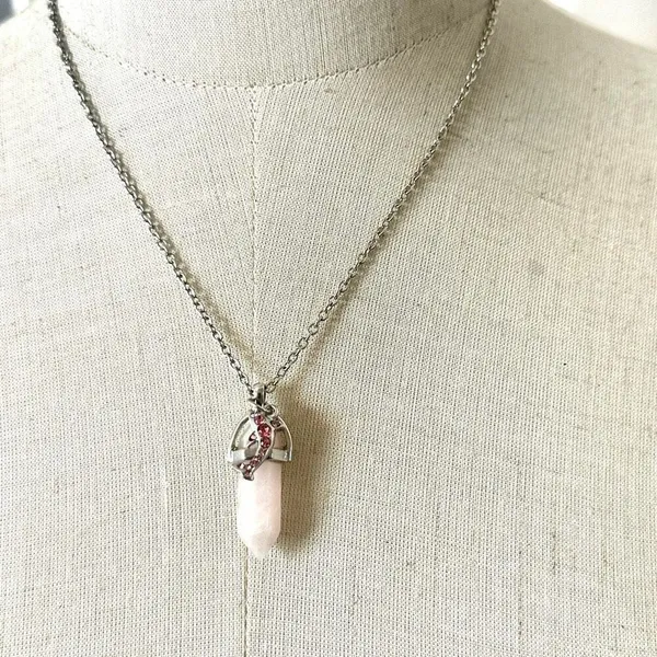 Rose Quartz Dolphin pendant necklace Pink - Image 2